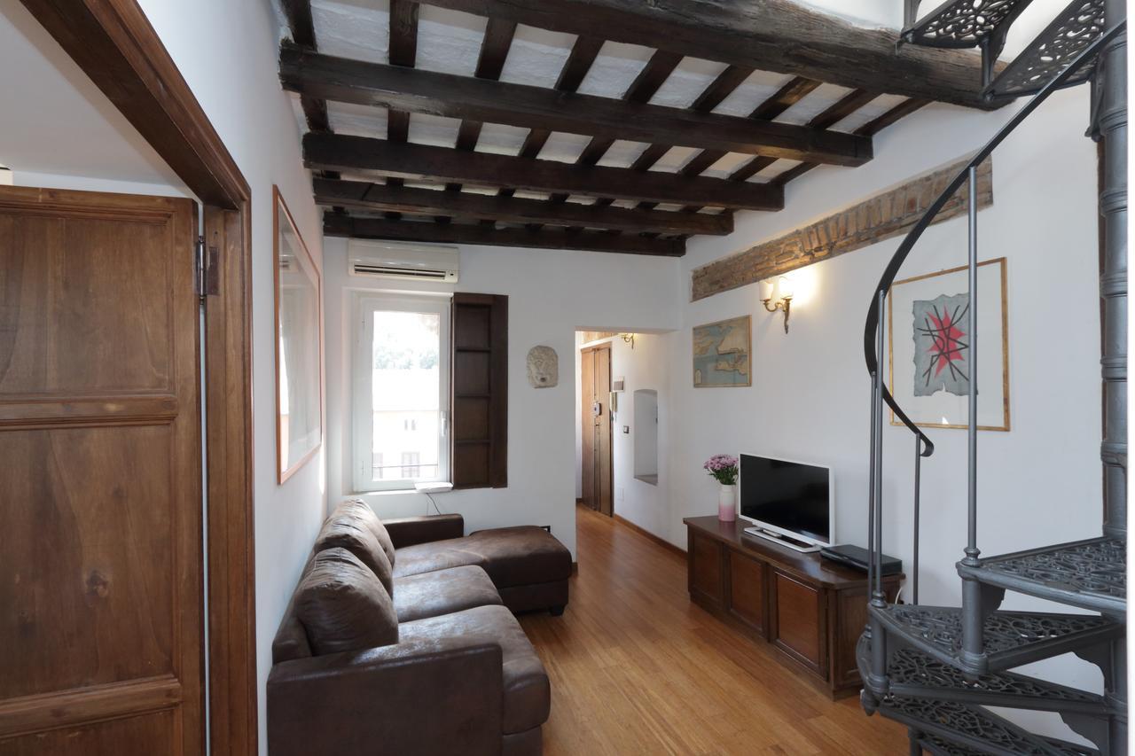 Garibaldi 2 Apartment Рим Екстериор снимка