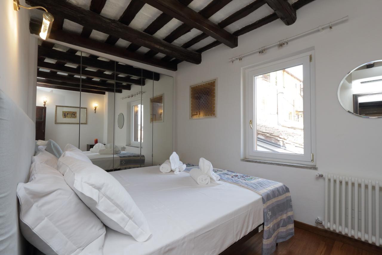 Garibaldi 2 Apartment Рим Екстериор снимка